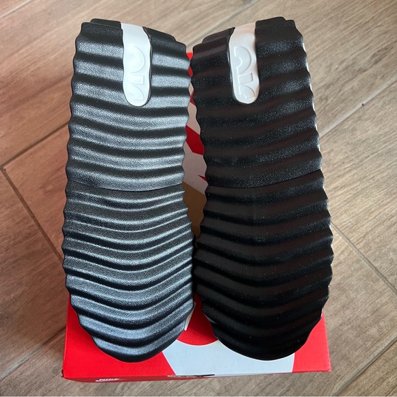 Nike Air Max Dawn - Picture 10 of 14